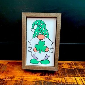 Leprechaun Gnome 6x4